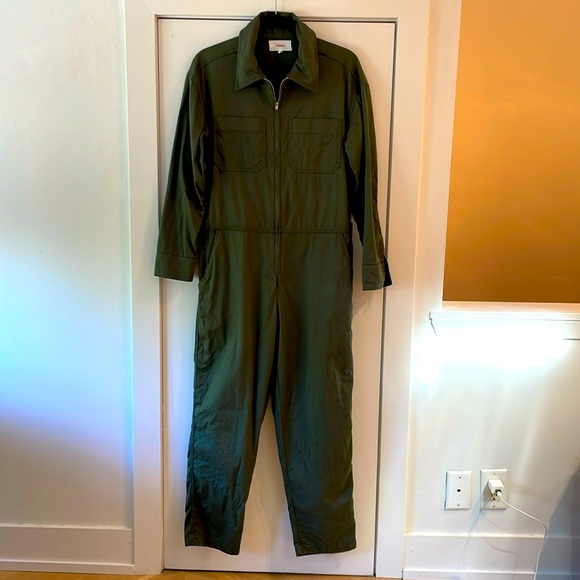 Xirena zip jumpsuit. Olive green. XS - Picture 1 of 4